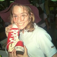 409330320nzgxzX_ph.jpg