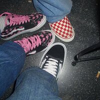 VANS010.jpg
