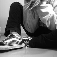 vans735.jpg