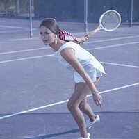 Nat-doing-tennis-natalie-wood-30429129-454-512.jpg