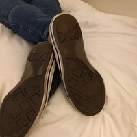 black low tops sockless shoeplay.mp4