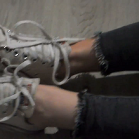 girl sockless in sneakers (sold).mp4