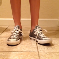 old gray converse shoeplay.mp4