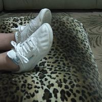 Footwear Tease - Reebok lowtops - white.mp4