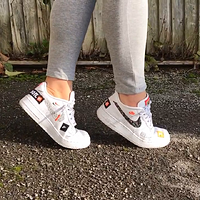 kate's nike air force ones shoeplay.mp4