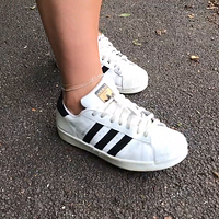 kate is trashing adidas superstars.mp4