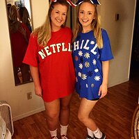 e9a407eb7ea81c51f99394114990b2af--netflix-and-chill-best-friend-halloween-costumes.jpg