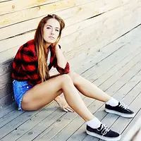 beautiful-fashionable-young-woman-outdoor-61397599.webp