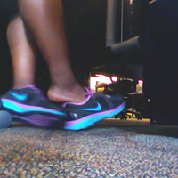 Ebony Barefoot Nike Shoeplay.mp4