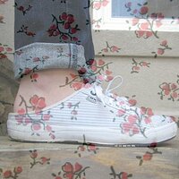 Flickr - Barefeet Shoes (239).jpg