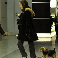 27761_Tikipeter_Natalie_Portman_departs_JFK_Airport_001_123_546lo.jpg