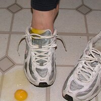 11_1 foot 4 eggs.JPG