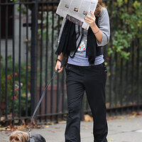 natalie-portman-dog-1158-8.jpg