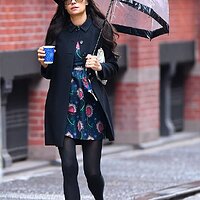 34979922-8891435-Bundled_up_The_Blacklist_star_55_also_opted_to_highlight_her_ton-a-85_1603939...jpg