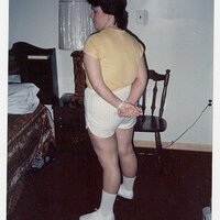 yellow+top+white+shorts.jpg