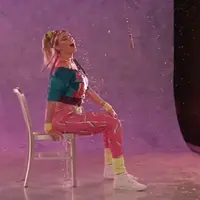 kate-upton-spandex-dancing-80s-aerobics-fallon.webp