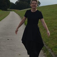 jumpsuit schwarz jeansjacke 6.JPG