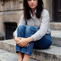 freepik__young-jacqueline-bisset-wearing-navy-keds-with-thi__5156.png