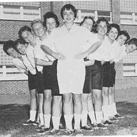 1960cheerleaders.jpg