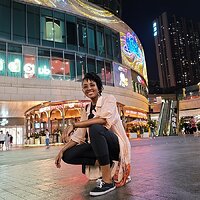 my-9-days-in-china-dagny-zenovia-shenzhen-night-mall.jpg