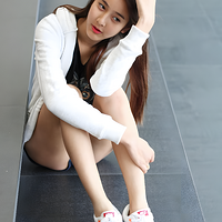 Multi-Ethnic Women In Sneakers (044).png