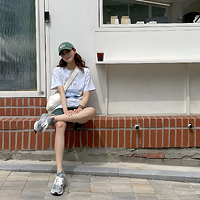 Multi-Ethnic Women In Sneakers (056).png