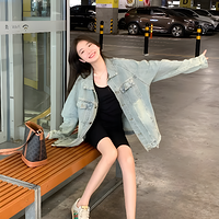 Multi-Ethnic Women In Sneakers (063).png