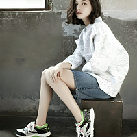 Multi-Ethnic Women In Sneakers (092).png