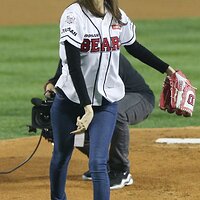 Asian Baseball Babes (18).jpg