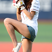 Asian Baseball Babes (17).png