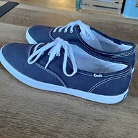 Marketplace Keds Girl_size 7.5_1.JPEG